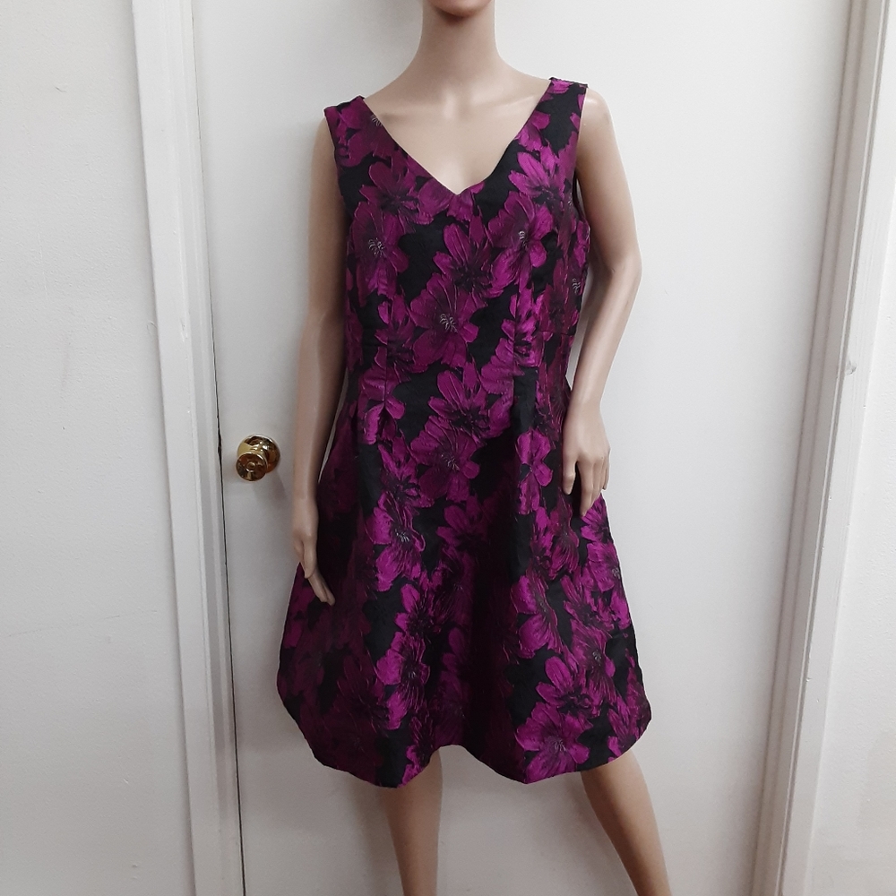 Donna Ricco - Picture 3 of 3